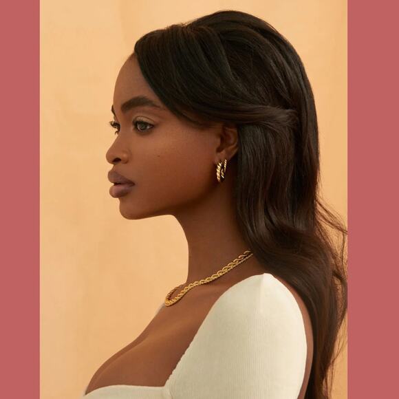 Oma The Label Earrings 18K Gold plated brass The Naija Small Twisted Hoops Macys - Picture 4 of 8
